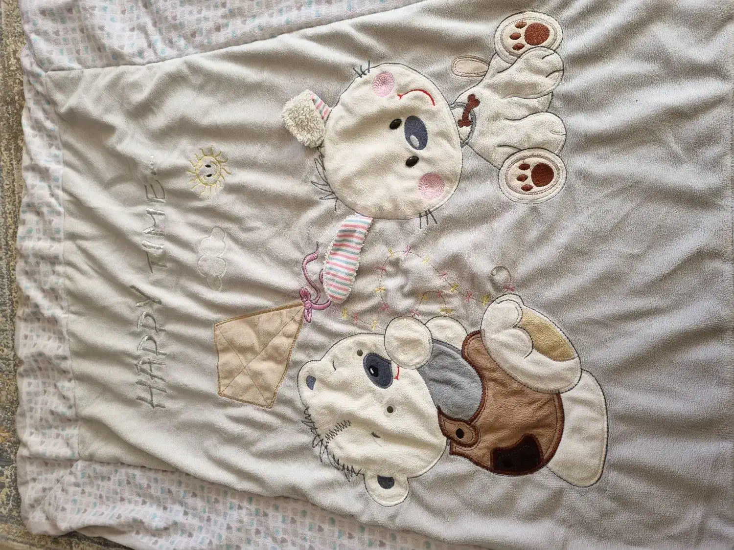 پتو وقنداق برای محتاج|رختخواب، بالش، پتو|اراک, |دیوار