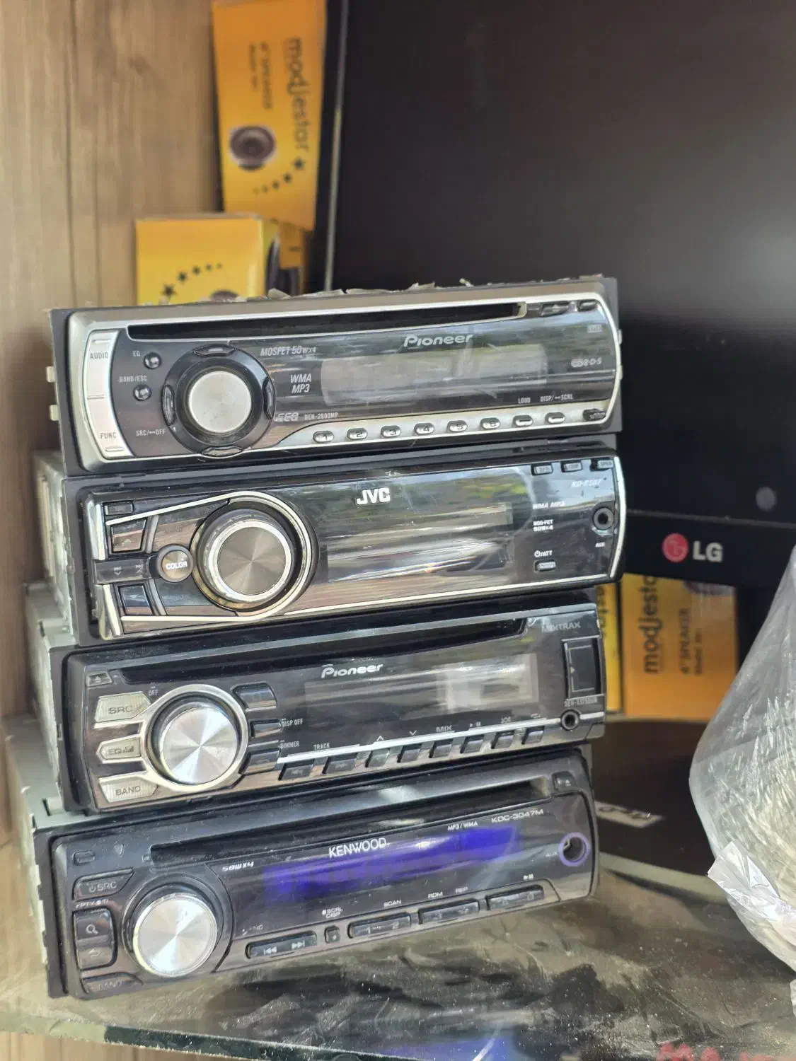 بلوتوث.فلش خور.اسپیکر.ضبط خودرو.رادیو پخش|خدمات پیشه و مهارت|شیراز, اصلاحنژاد|دیوار