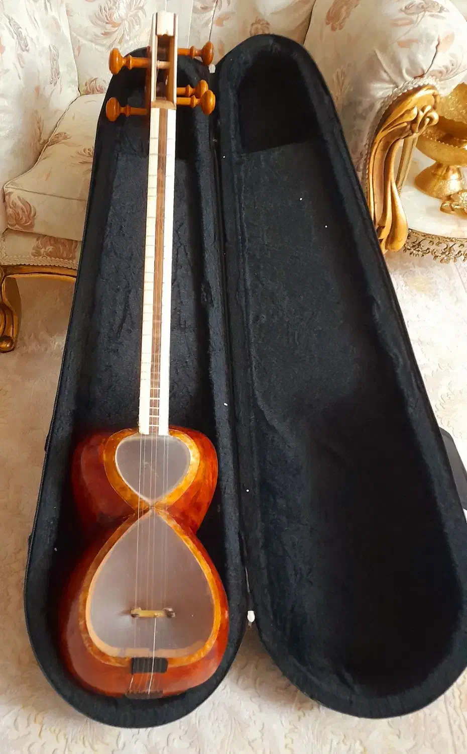 تار فروش|سازهای سنتی|قدس, شهر‌قدس|دیوار