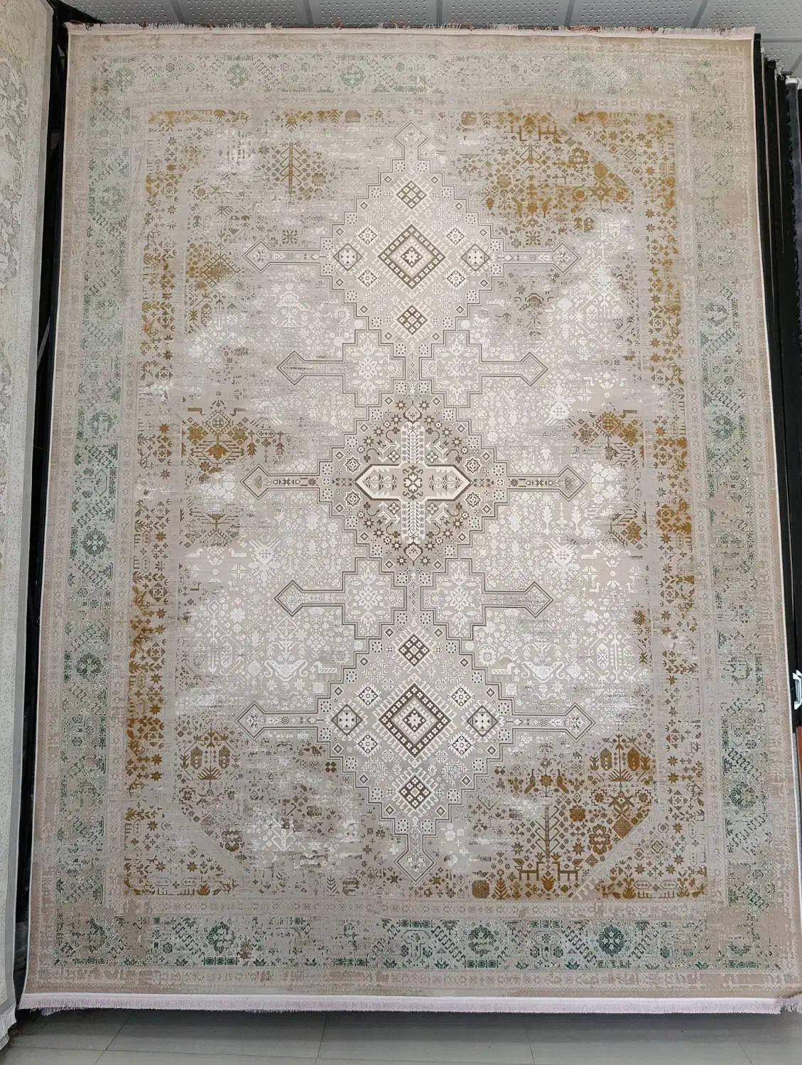 فرش با قیمت نجومی. نخر|فرش|زاهدان, |دیوار