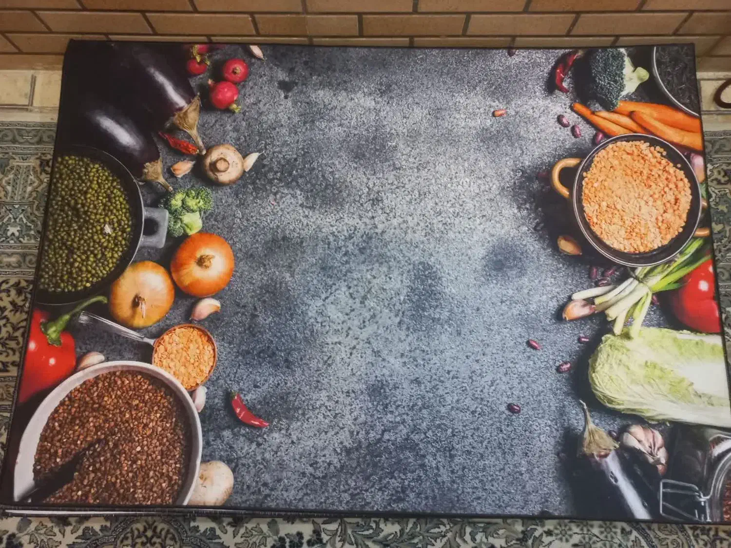 فرشینه پشت چرمی خارجی|فرش|قم, عربستان|دیوار