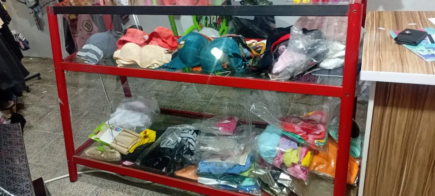 ویترین مغازه|بوفه، ویترین، کنسول|ارومیه, |دیوار