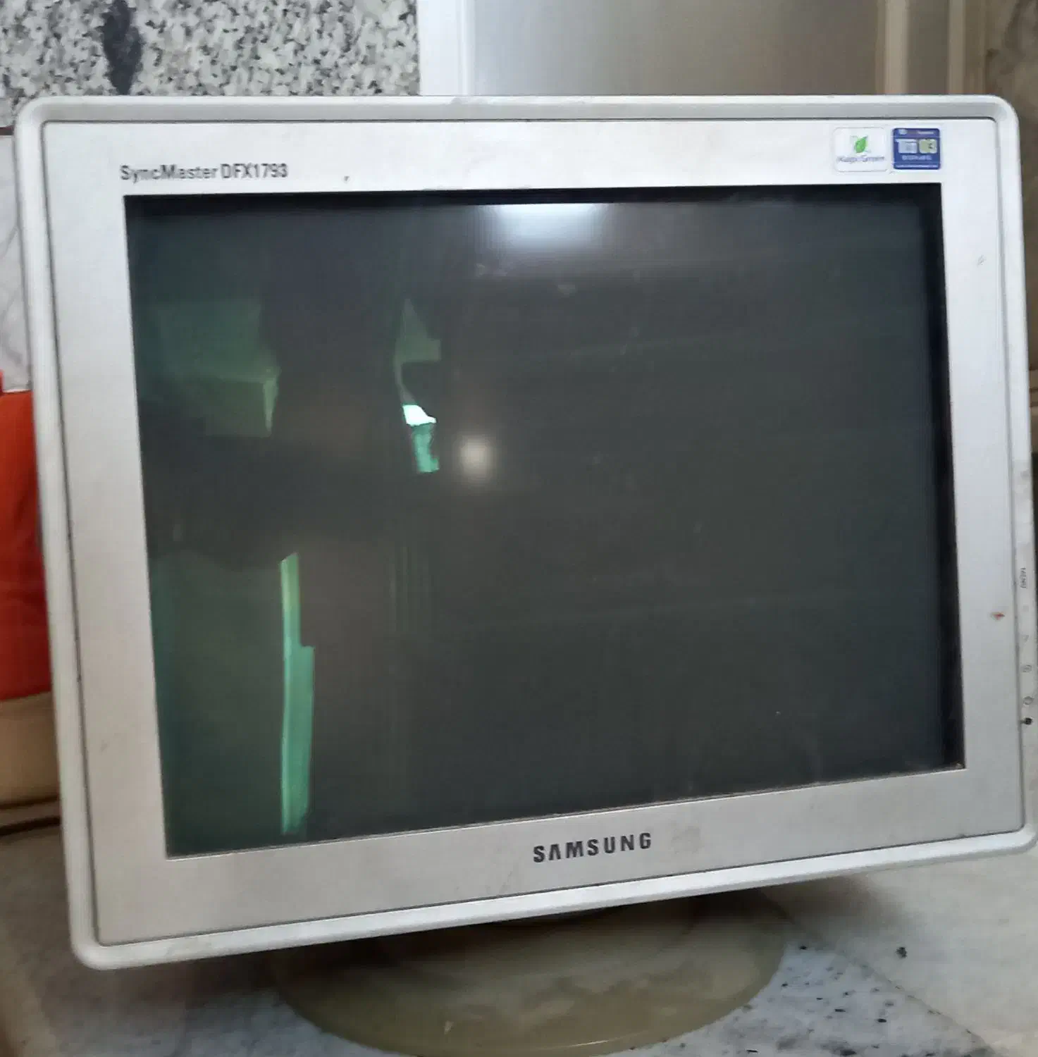 مانیتور|قطعات و لوازم جانبی رایانه|کلاله, |دیوار