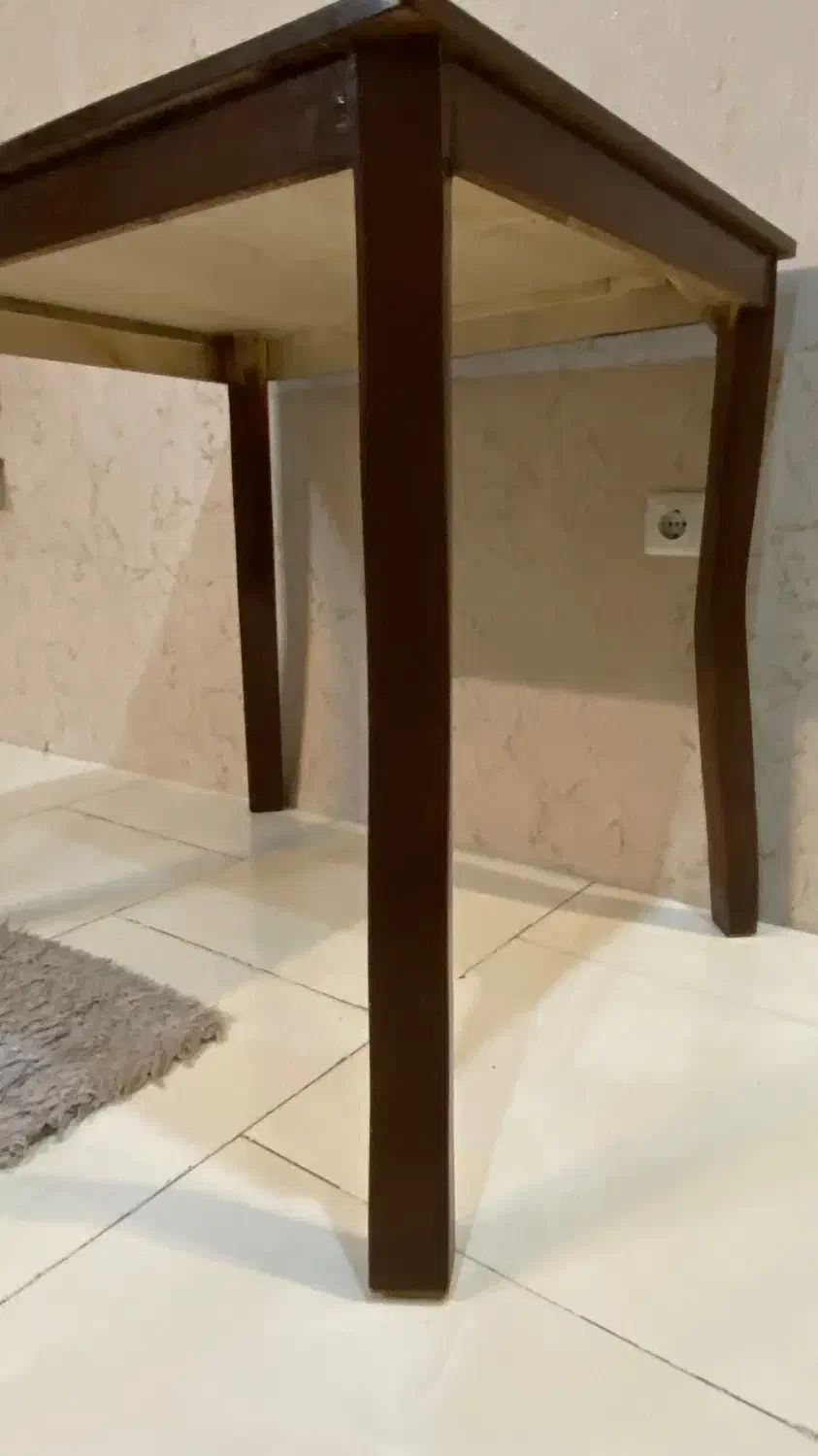 میز تک|میز و صندلی غذاخوری|مشهد, چهارچشمه|دیوار