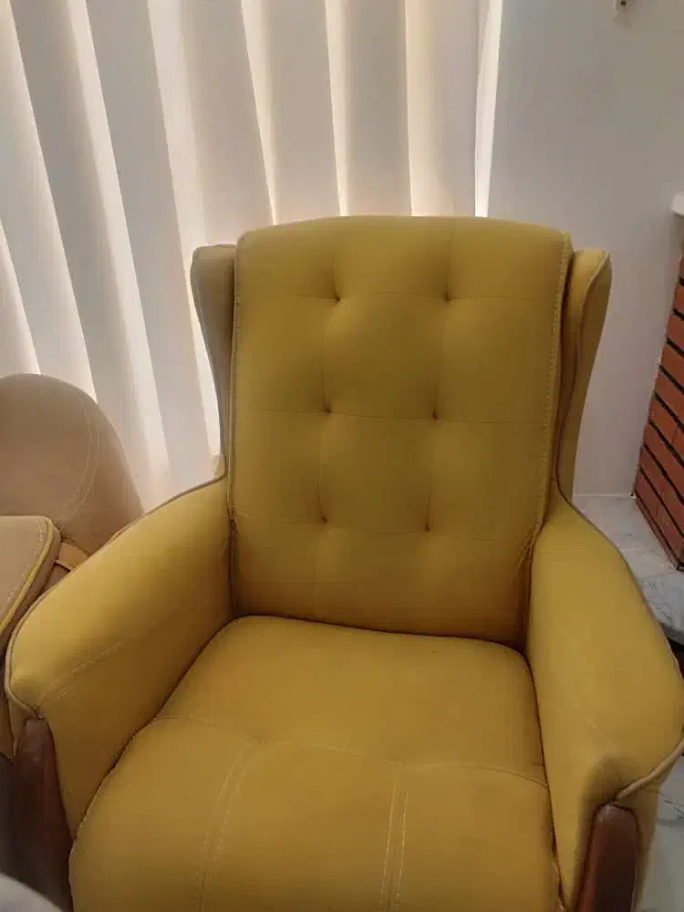 مبل ۸ نفره تخت خواب شو با چوب نراد|مبلمان خانگی و میز عسلی|عباس‌آباد, |دیوار