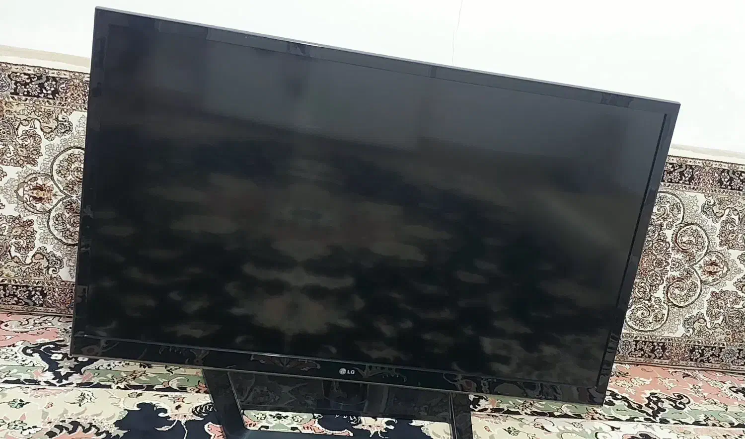 تلویزیون|تلویزیون و پروژکتور|قروه, |دیوار