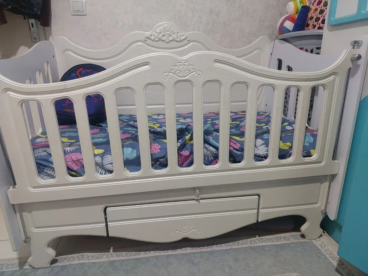 تخت کودک|تخت و سرویس خواب|تهران, والفجر (افسریه)|دیوار