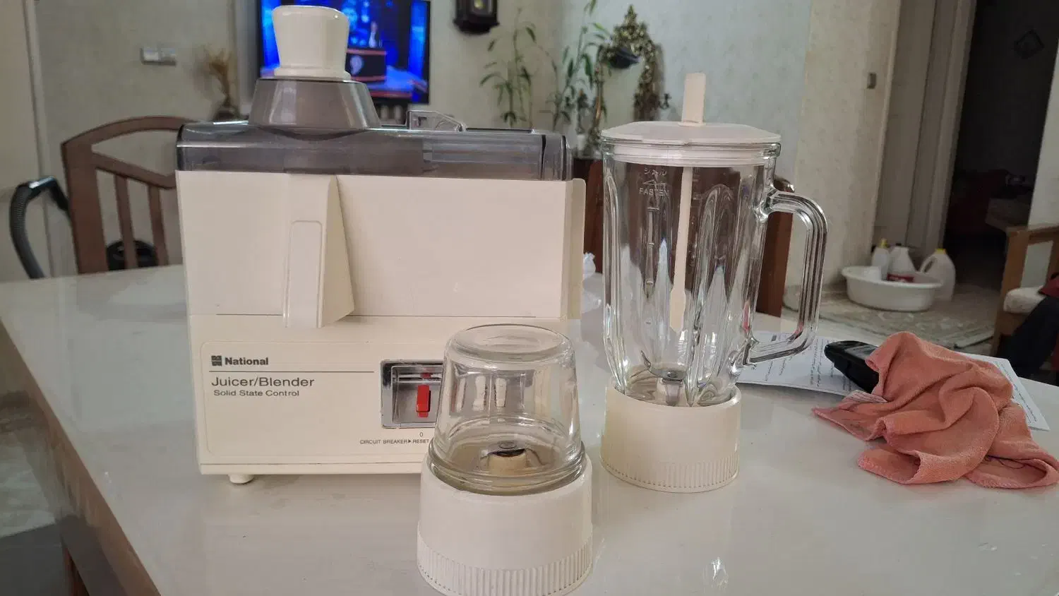 آبمیوه گیری|آبمیوه‌گیر و آب‌مرکبات‌گیر|شاهرود, |دیوار