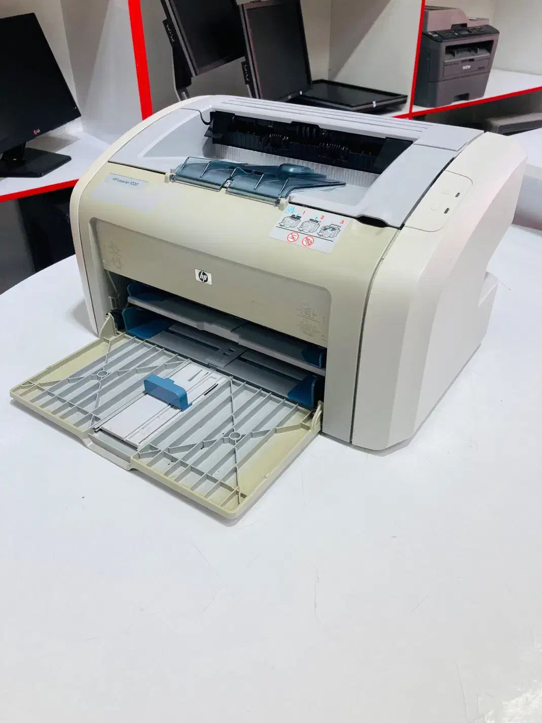 پرینتر ارزان لیزری اچ پی تک کاره(استوک اروپایی)|پرینتر، اسکنر، کپی، فکس|شهرکرد, |دیوار