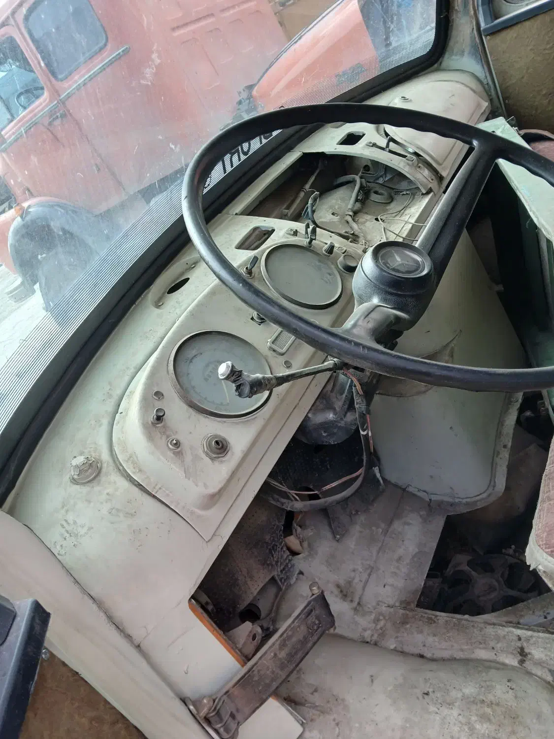 اتاق چلو ۹۱۱|خودرو سنگین|سنگر, |دیوار