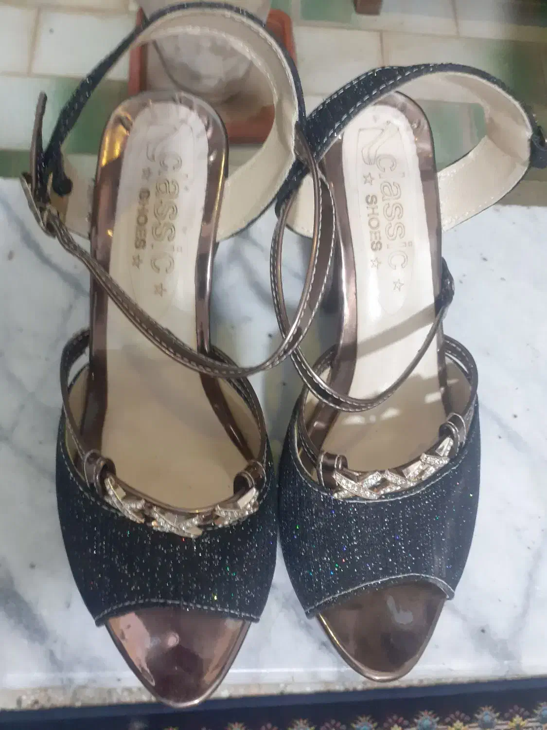 کفش مجلسی ومانتوفلاورجان|کیف، کفش، کمربند|فلاورجان, |دیوار