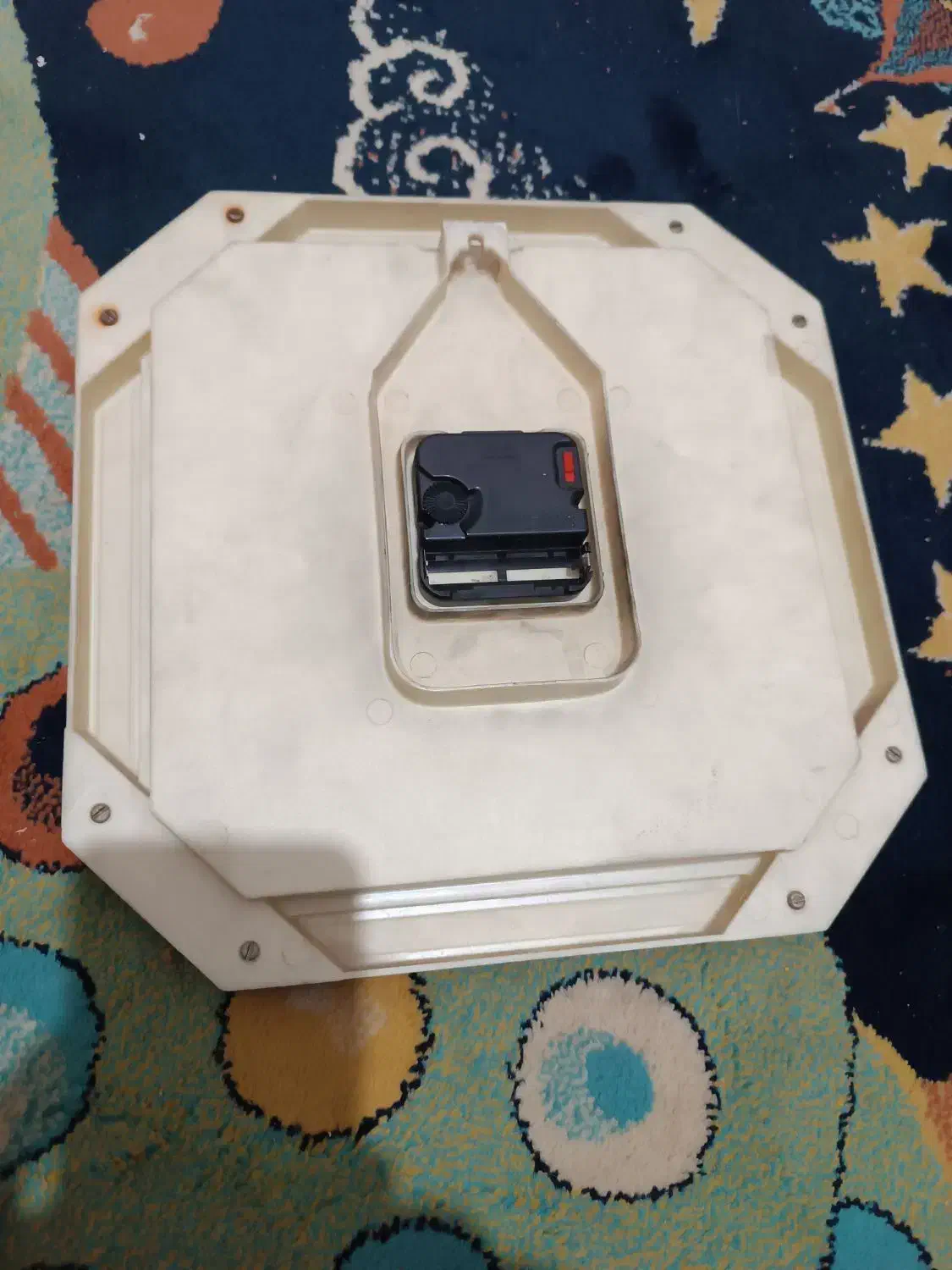 یک عدد ساعت مارک زمرود|ساعت دیواری و تزئینی|شیراز, پودنک|دیوار