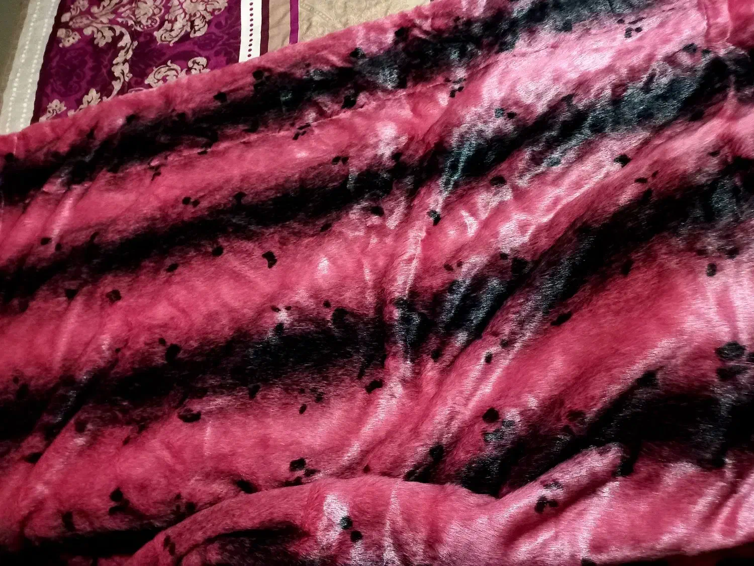 قالیچه نو و روتختی نووشیک|سرویس روتختی|کرج, گوهردشت|دیوار