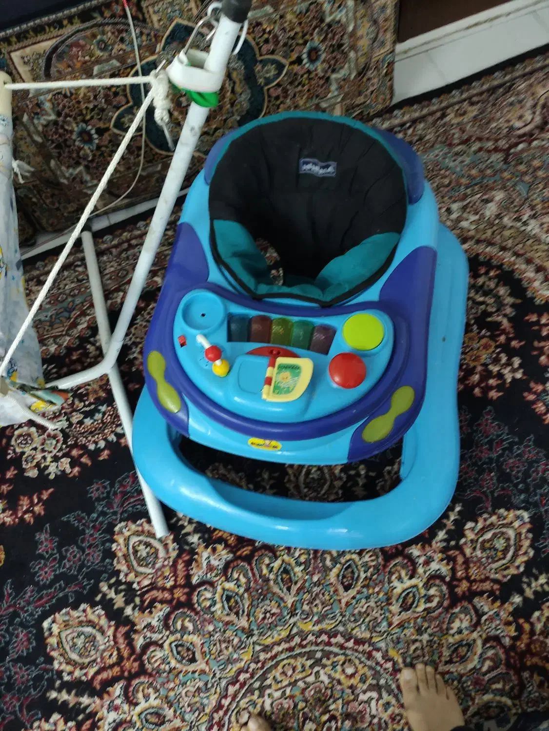 گهواره تا شو همراه با ساک حمل بسیار مقاوم و وسایل|تخت و صندلی بچه|قزوین, |دیوار