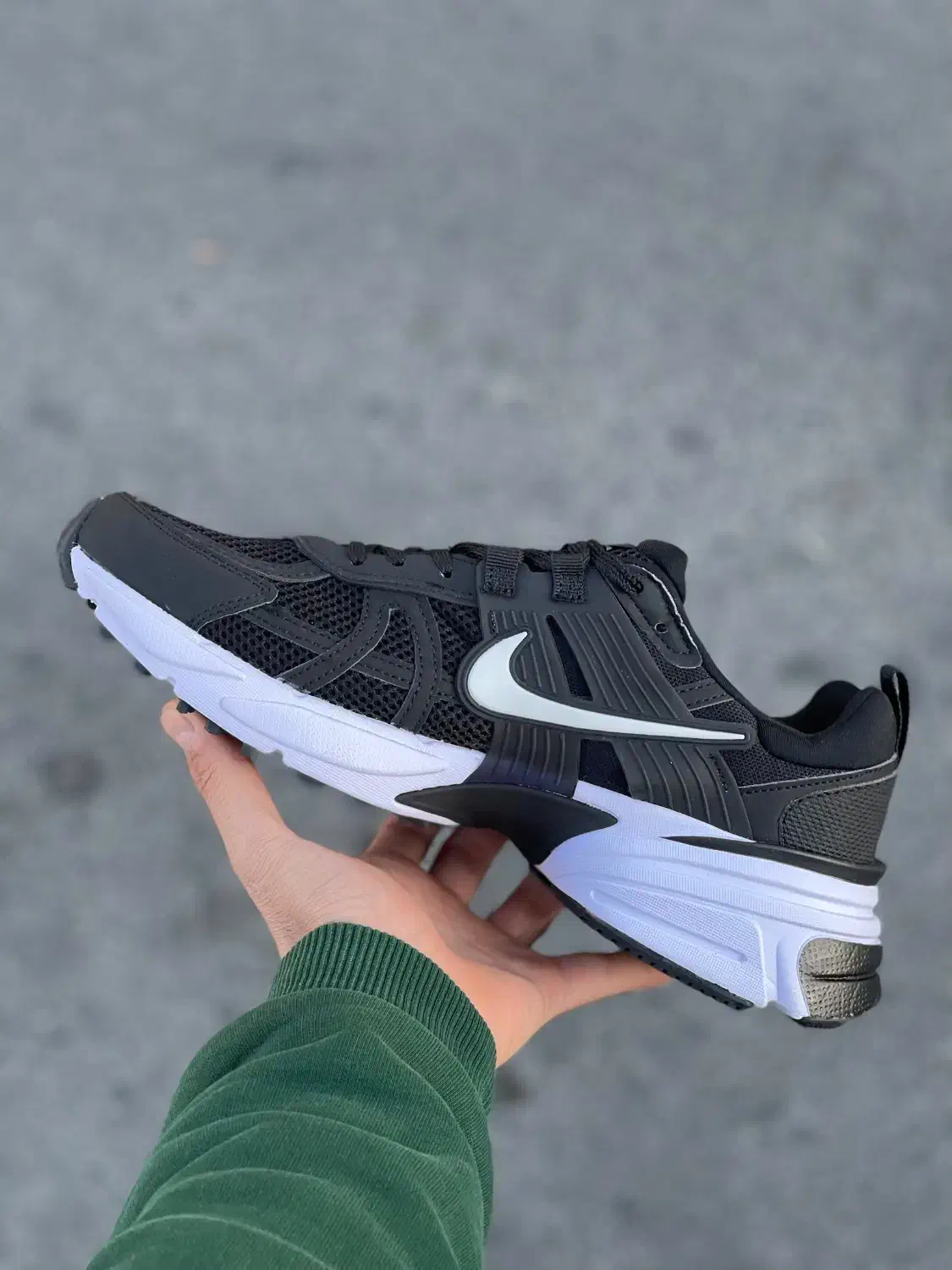 Nike v2k|کیف، کفش، کمربند|بانه, |دیوار