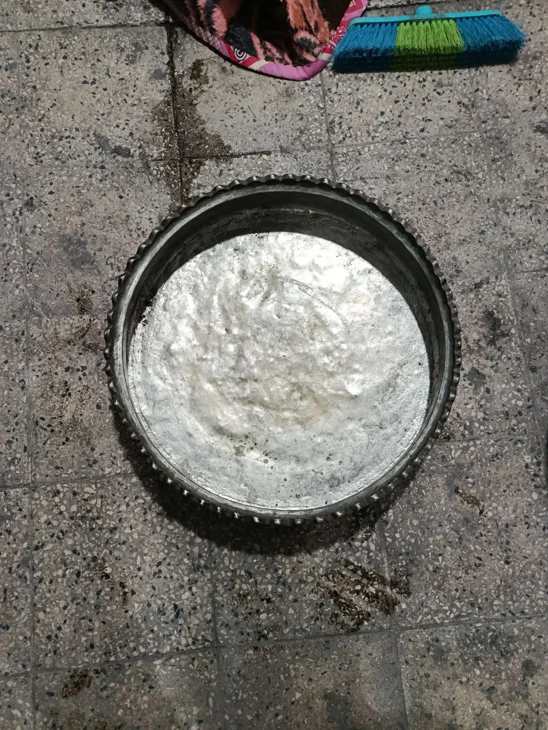 تشت مسی قدیمی|کلکسیون اشیاء عتیقه|خرمدره, |دیوار