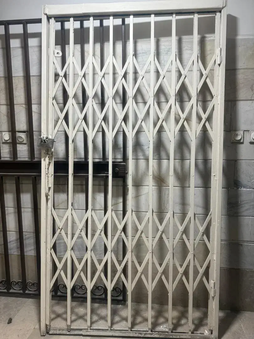 حفاظ آکاردئونی سالم و تمیز|مصالح و تجهیزات ساختمان|ری, فیروزآبادی|دیوار