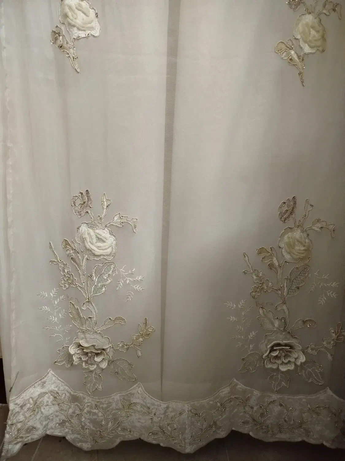 پرده پذیرایی گل برجسته|پرده، رانر، رومیزی|مشکیندشت, |دیوار