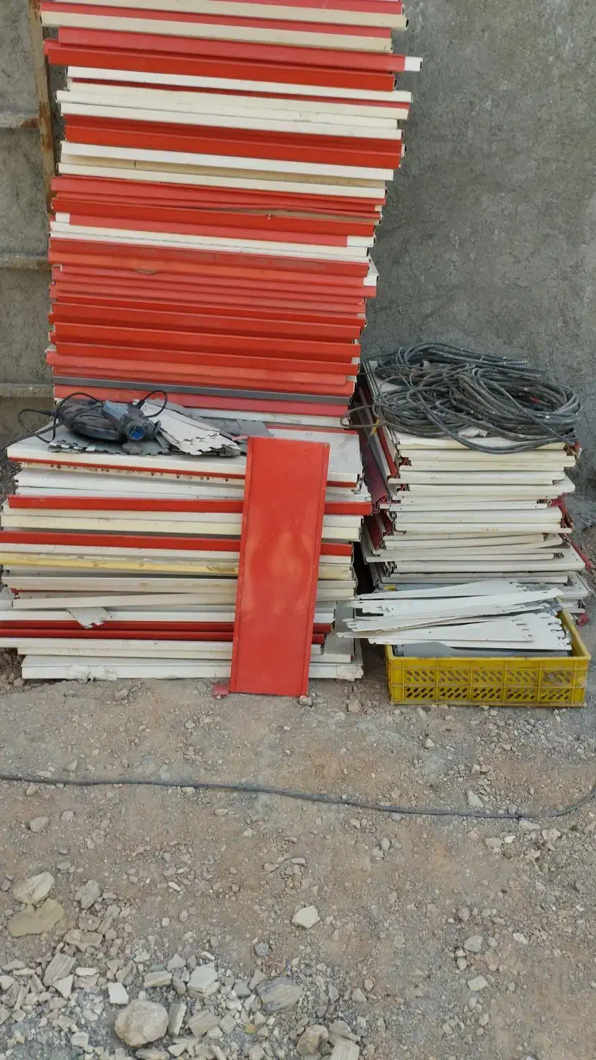 فروش قفسه مغازه ک60تومان|فروشگاه و مغازه|فولادشهر, سایت صنعتی کاوه|دیوار