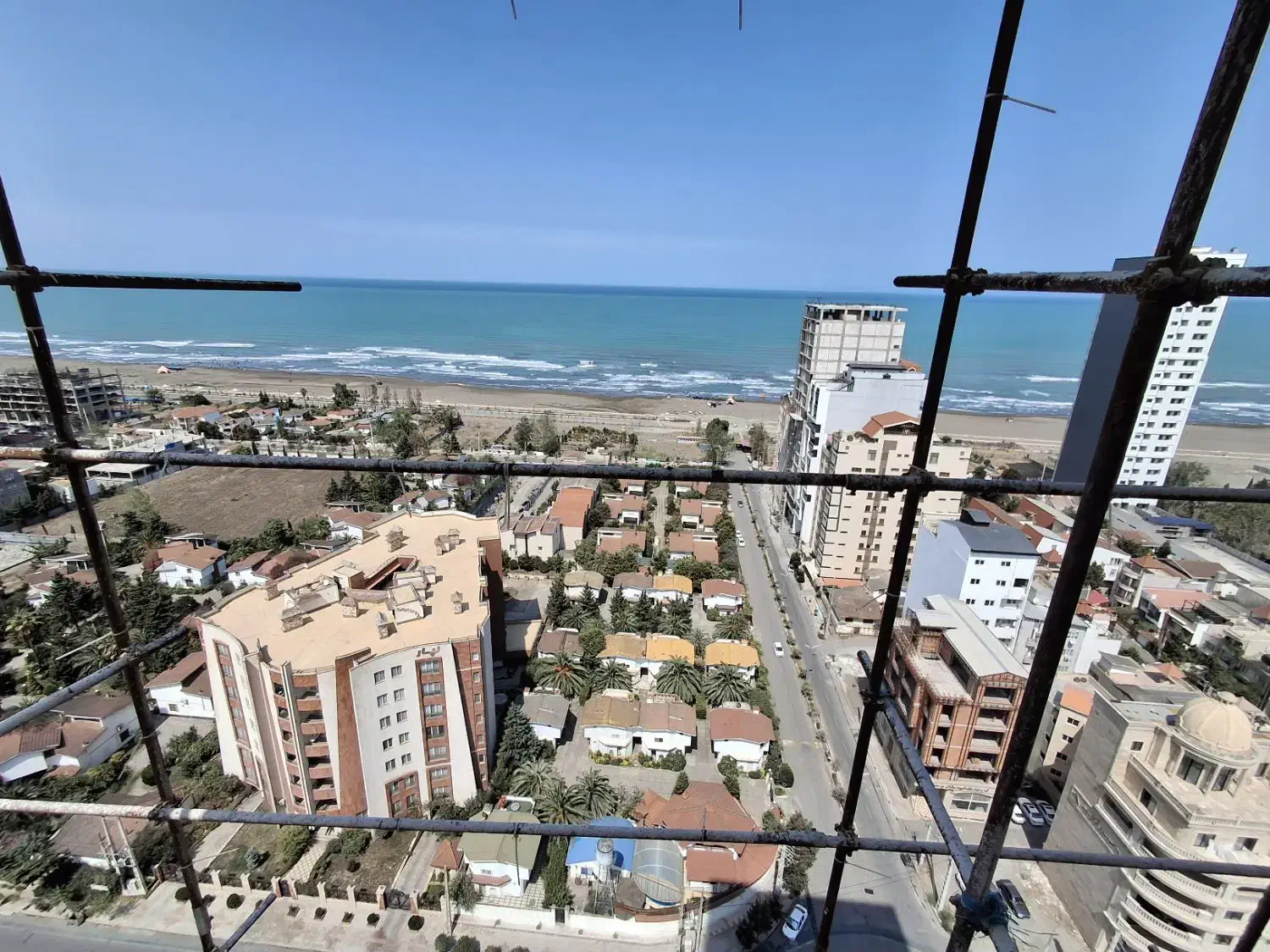 ۱۷۰ متری برج مجلل آریا ۳|فروش آپارتمان|سرخرود, |دیوار