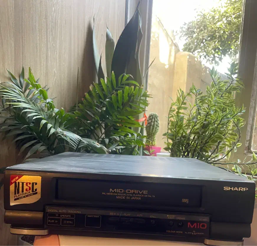 دستگاه ویدیو شارپ|پخشکننده DVD و ویدیو|همدان, |دیوار