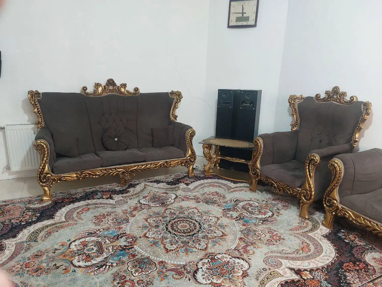 مبل هفت نفره با سه عدد میز عسلی|مبلمان خانگی و میز عسلی|ری, شهید بهشتی|دیوار