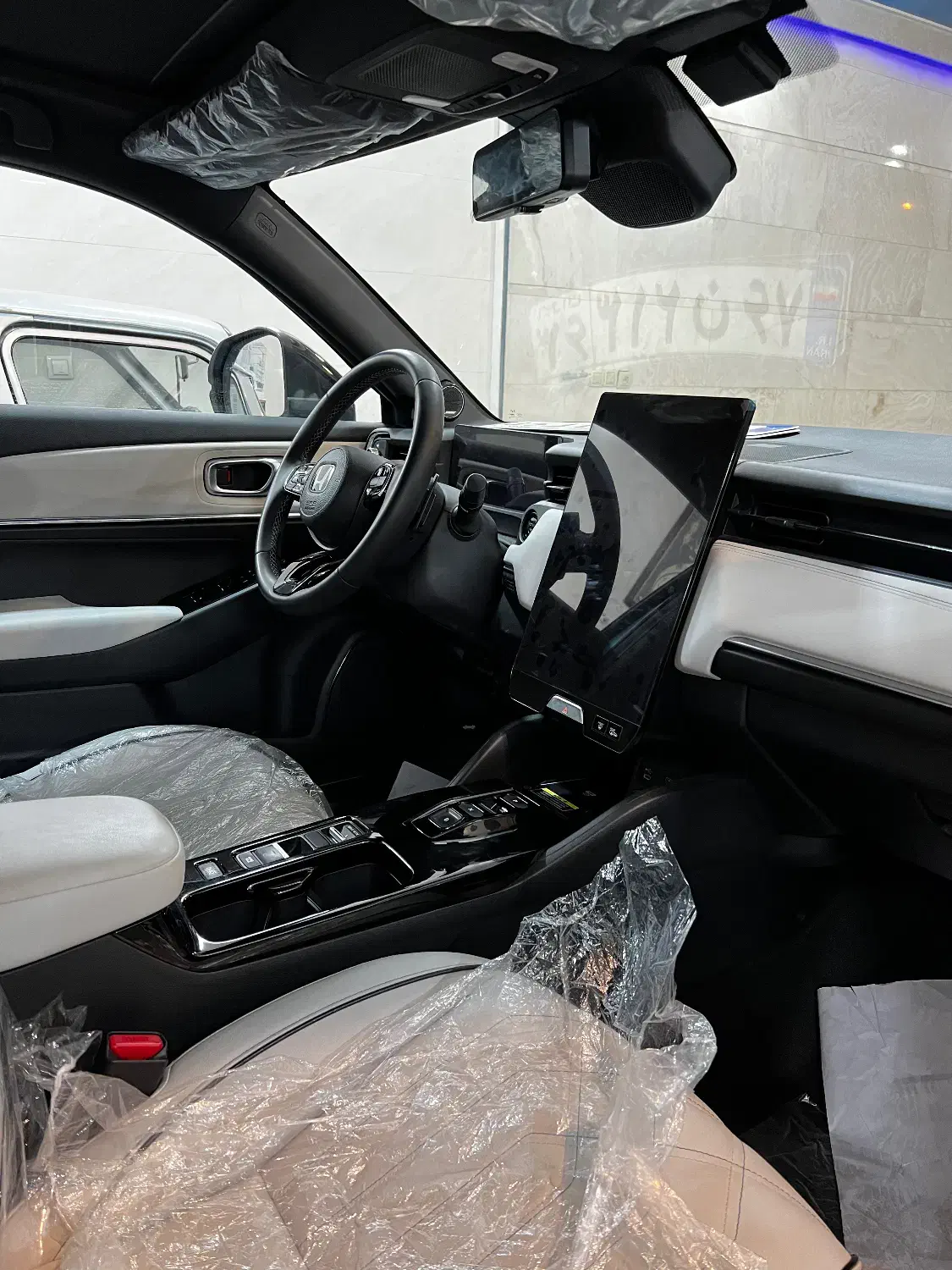 هوندا ENS1 فول تیپ ۴|خودرو سواری و وانت|تهران, فلسطین (میدان انقلاب)|دیوار