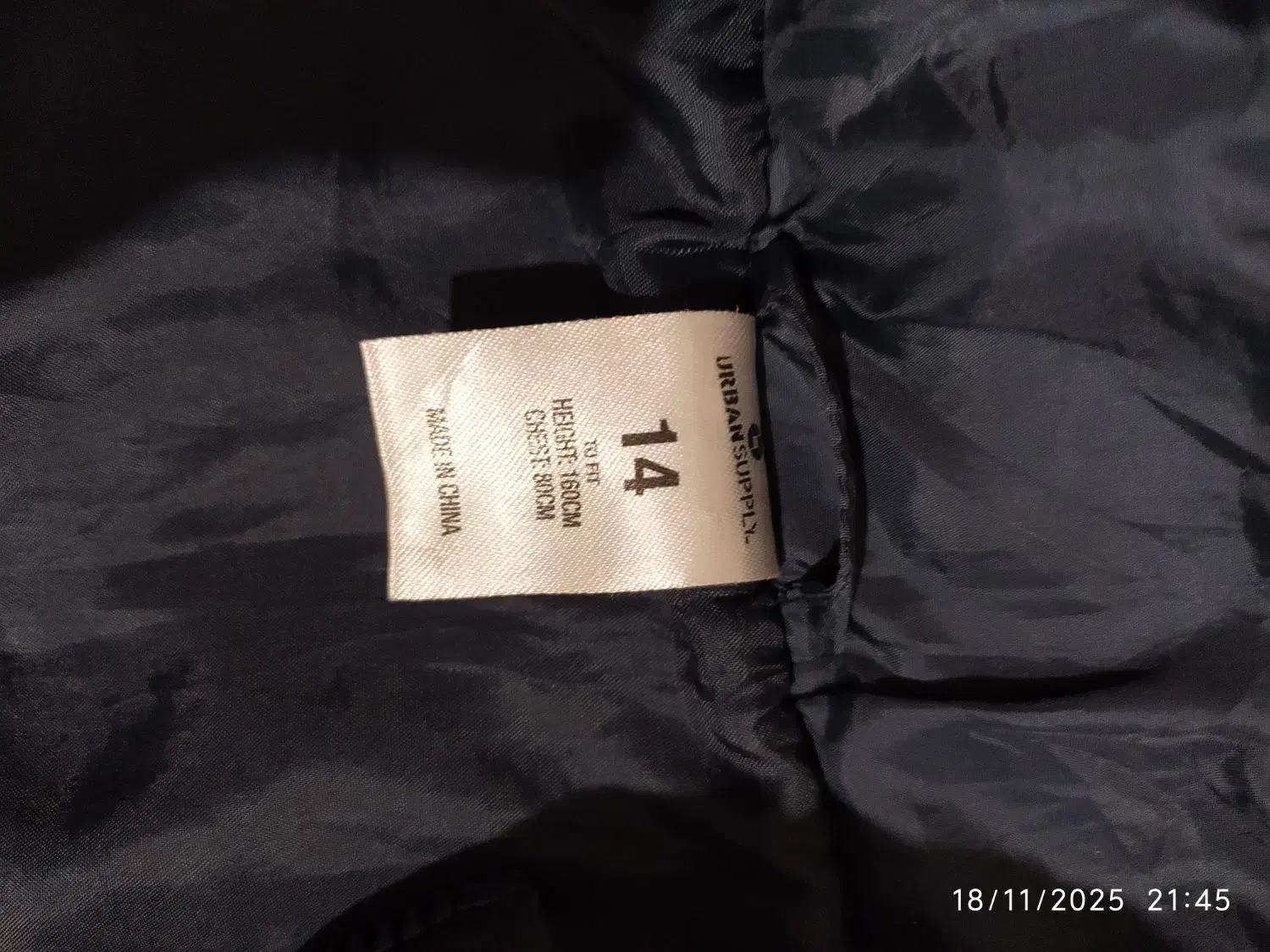 پافر پسرانه کاملا سالم.مناسب تا14 سال|کفش و لباس بچه|سنندج, |دیوار