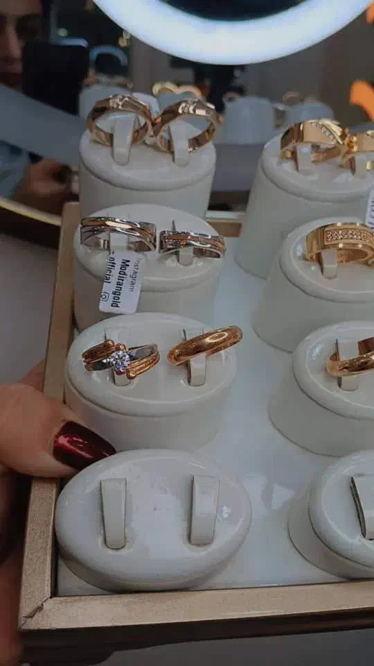 مختص افرادی که طلابرای فروش دارند(طلا فروشی مانا )|جواهرات|زابل, |دیوار