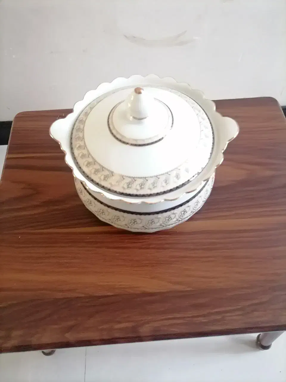 قوری مجلسی بزرگ (مسجدی)|ظروف سرو و پذیرایی|گنبد کاووس, |دیوار