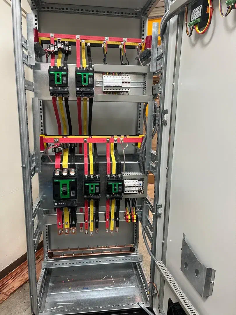 مونتاژ تابلو برق فرمان و قدرت صنعتی و خانگی|ماشینآلات صنعتی|تهران, فردوسی|دیوار