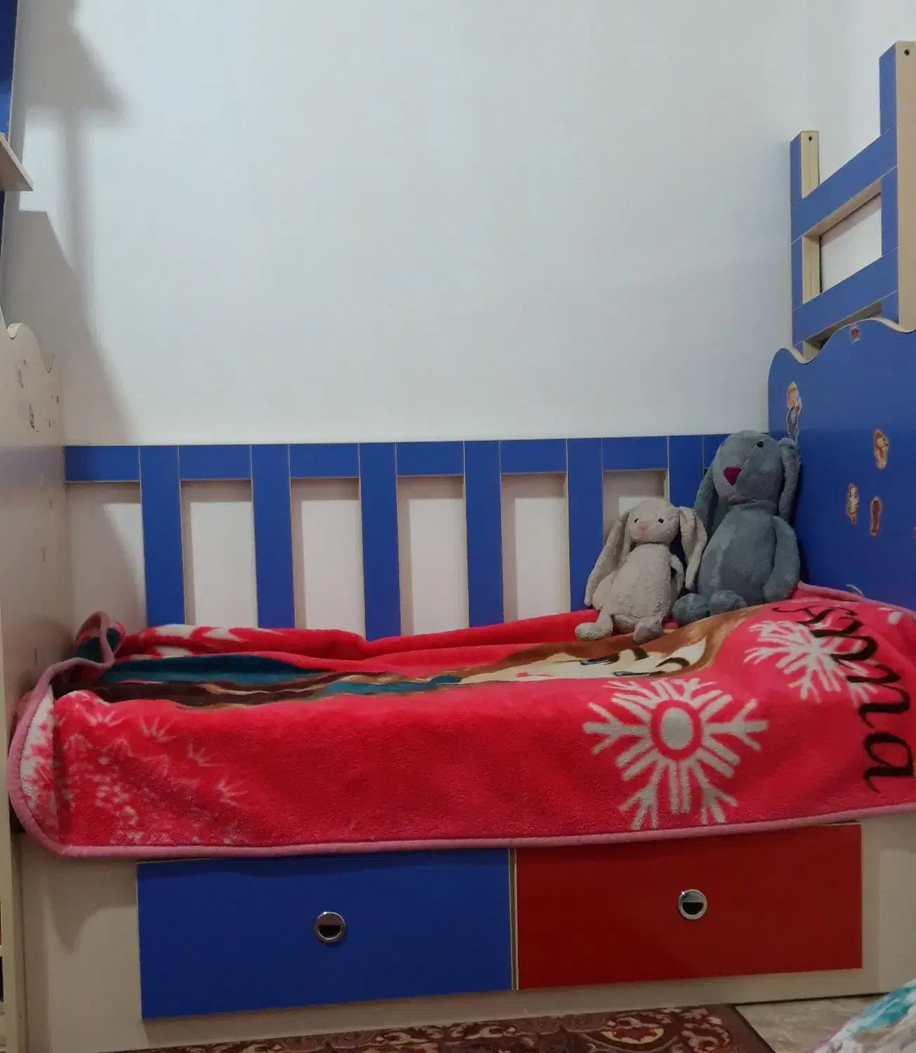 تخت وکمد|تخت و صندلی بچه|نیشابور, سرآب کوشک|دیوار