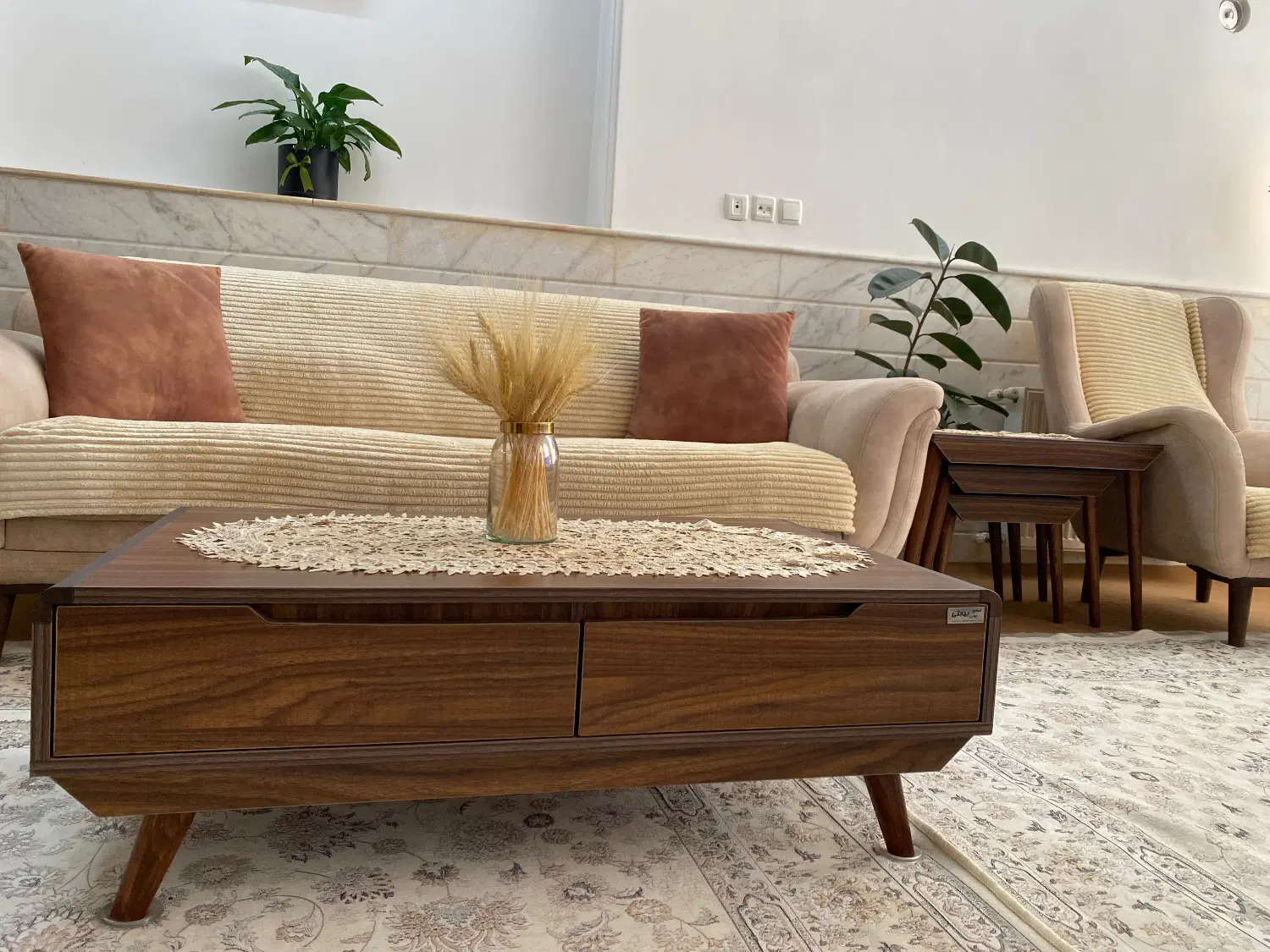 میز|مبلمان خانگی و میز عسلی|اردکان, |دیوار