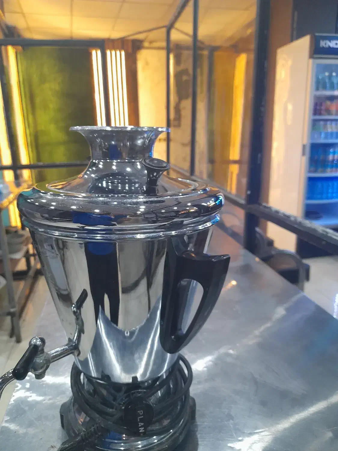 سماور برقی دوست بار استفاده شده جنس در جه ۱|سماور، چای‌ساز، قهوه‌ساز|رفسنجان, |دیوار
