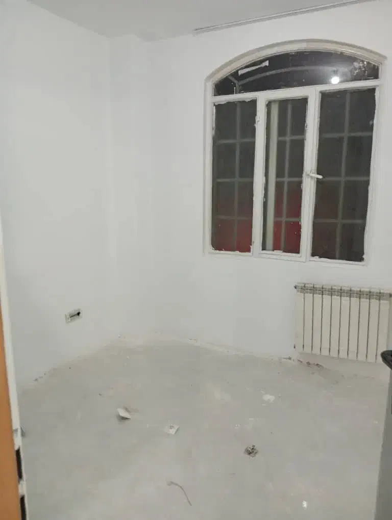 ۷۰متر/طبقه‌همکف باپارکینگ/فول‌بازسازی/چهارباغ‌غربی