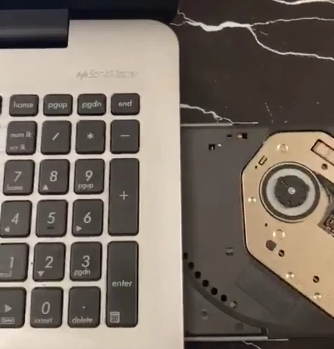 لبتاپ ایسوز با وسایل|رایانه همراه|بوشهر, |دیوار