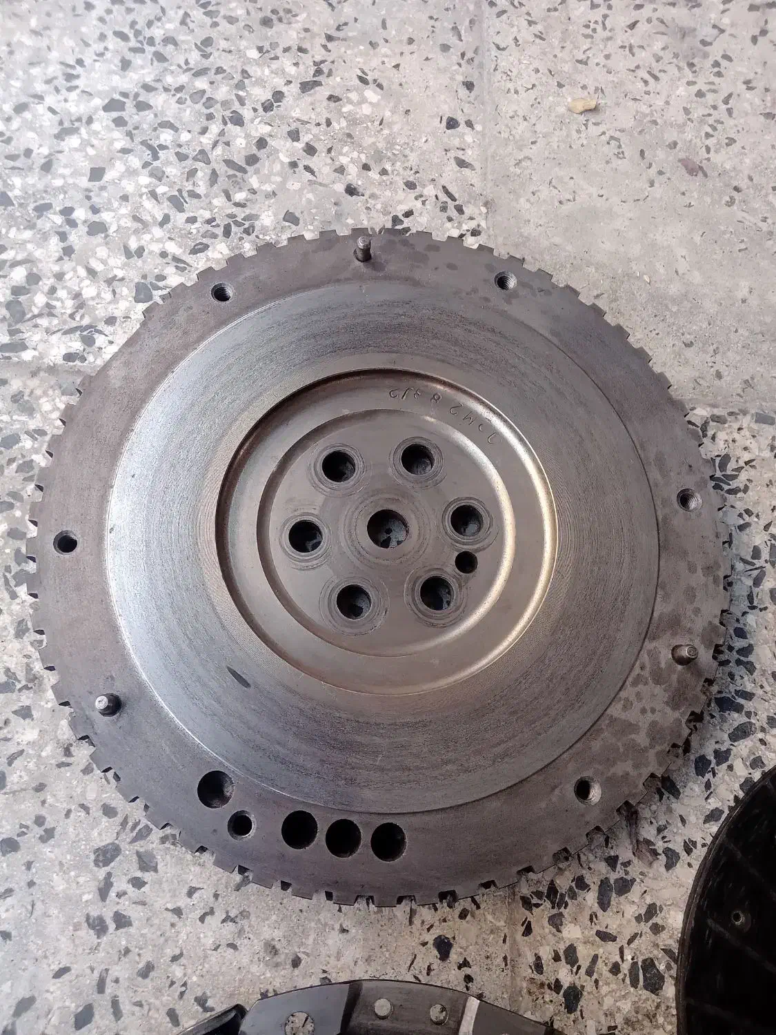 دیسک و صفحه و دنده فلایور.    مانیتور آینه ایی.|قطعات یدکی و لوازم جانبی|رشت, کوی مهر|دیوار