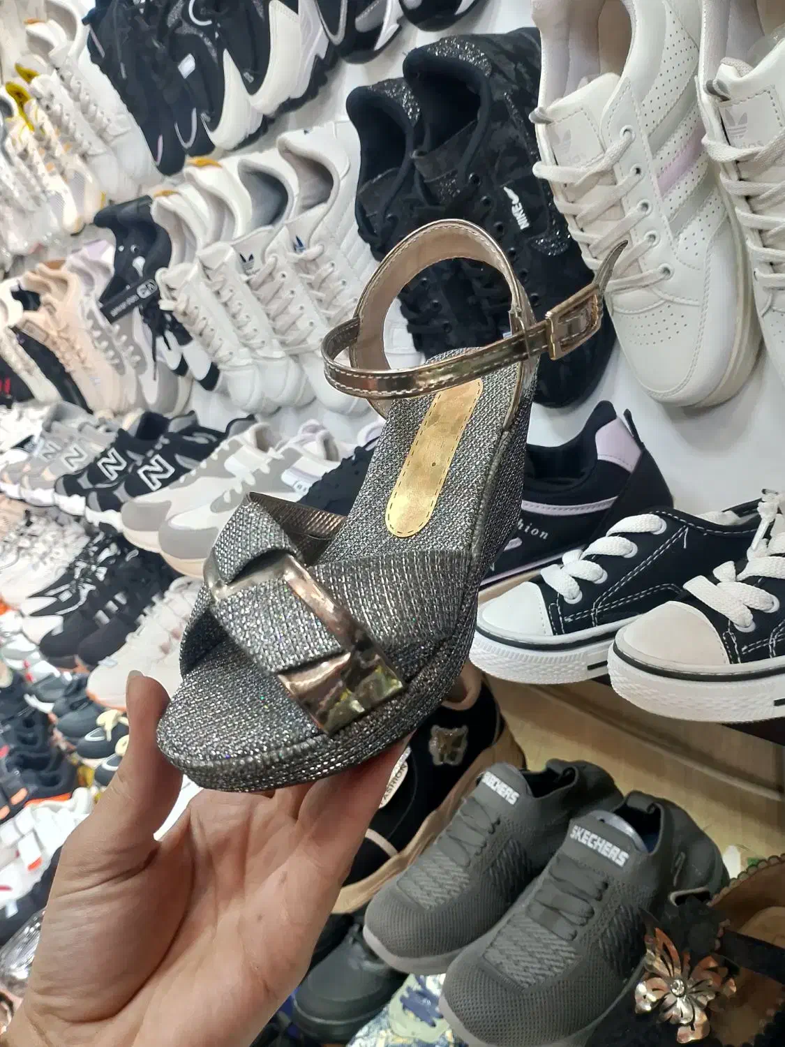 مجلسی بچگانه|کیف، کفش، کمربند|مریوان, |دیوار