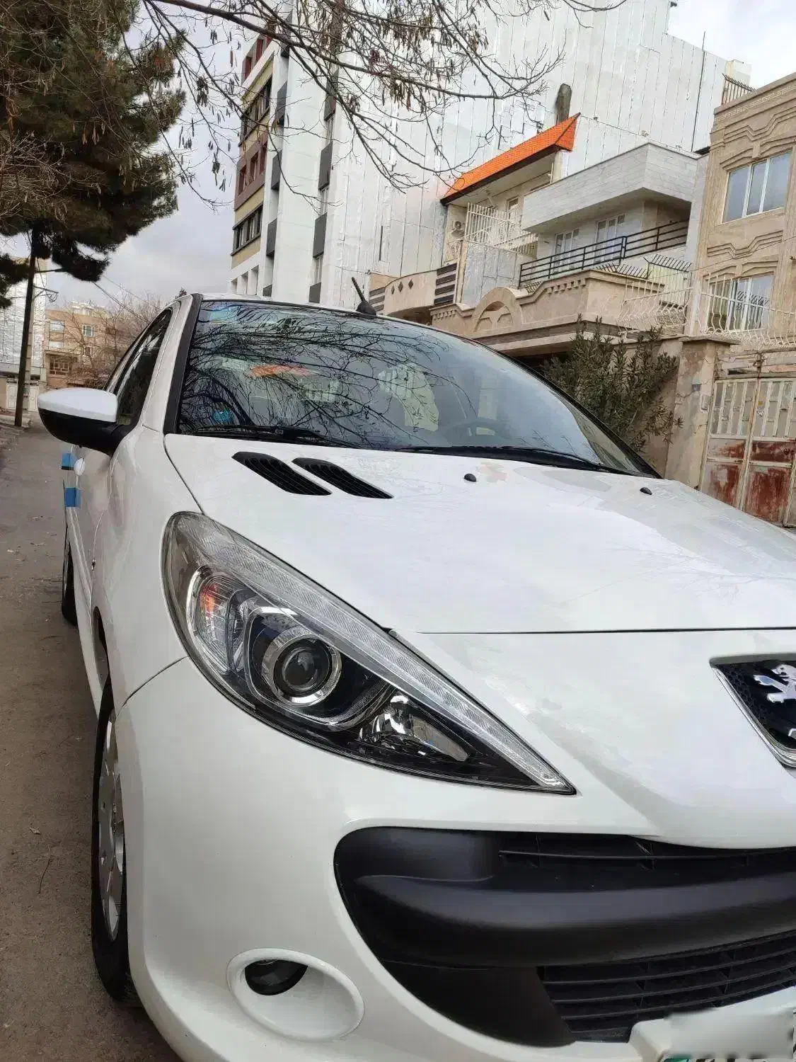 پژوه۲۰۷|خودرو سواری و وانت|اسلام‌‌آباد غرب, |دیوار