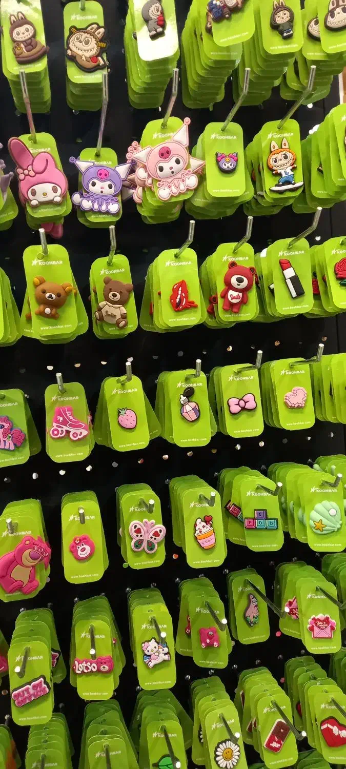 استیکر مخصوص دمپایی|کیف، کفش، کمربند|رشت, توشیبا|دیوار