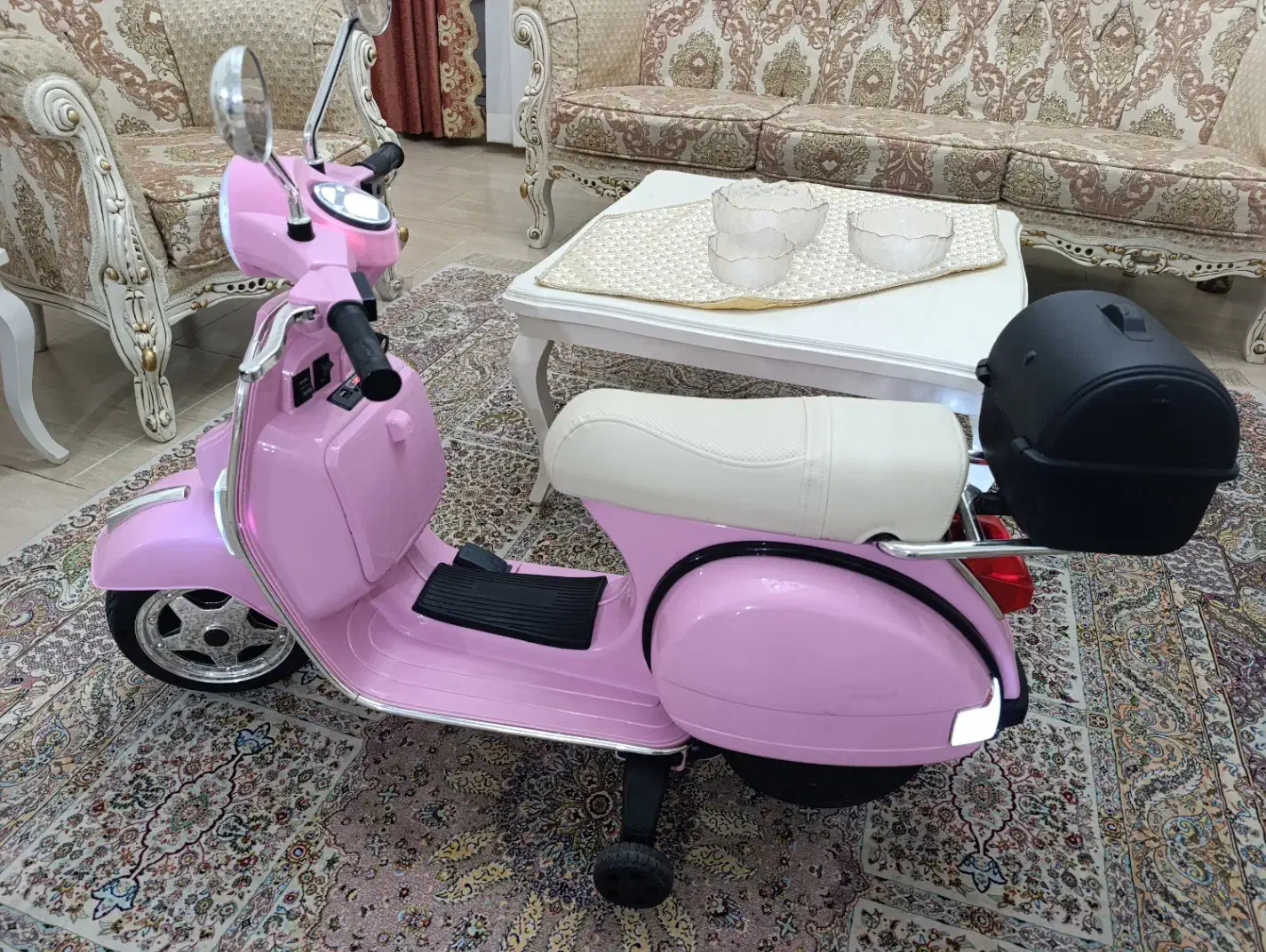 موتور شارژی در حد نو|اسباببازی|میانه, |دیوار