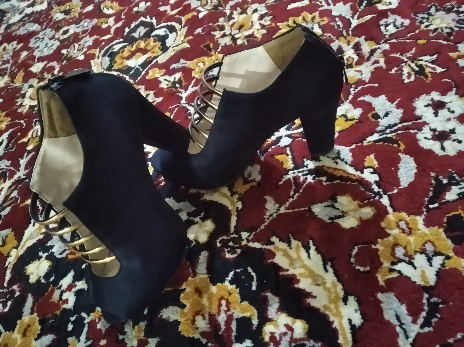 کفش مجلسی|کیف، کفش، کمربند|زابل, |دیوار