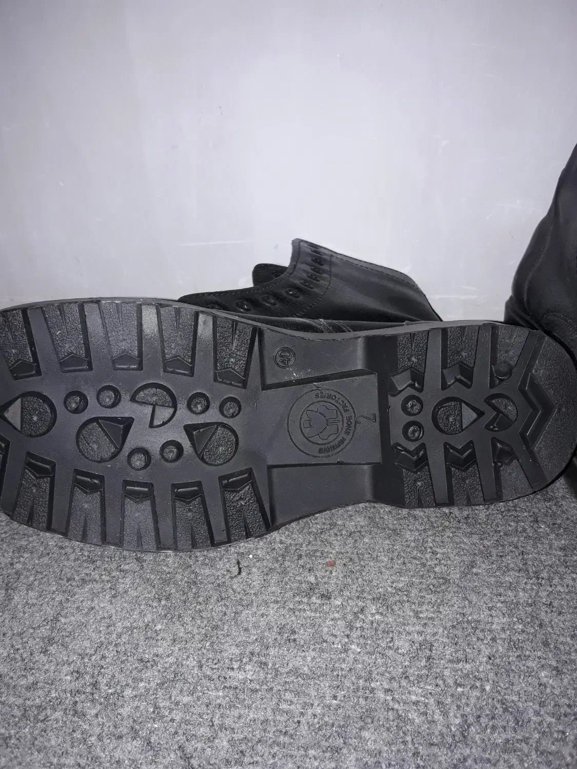 پوتین سربازی سایز ۴۰|کیف، کفش، کمربند|گنبد کاووس, |دیوار