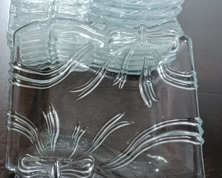 ست ظروف پاپیونی ۱۲ تیکه نو|ظروف سرو و پذیرایی|جهرم, |دیوار