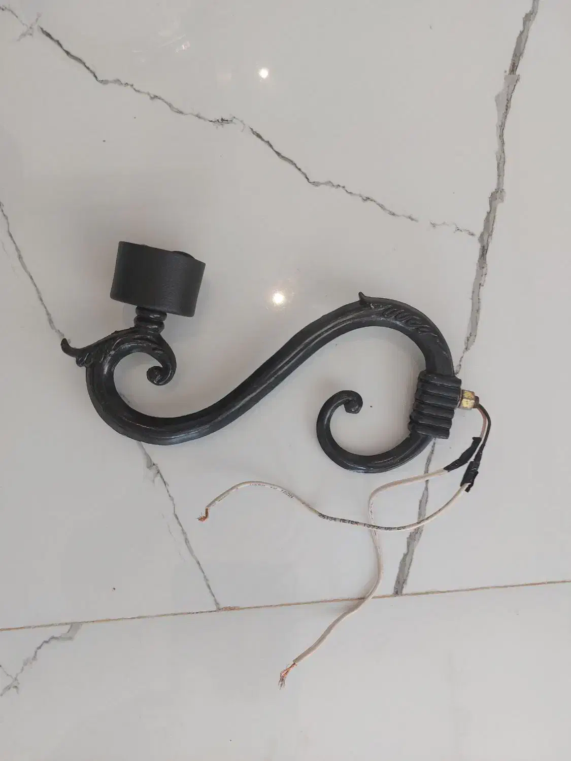 پایه نگهدارنده چراغ|لوستر و چراغ آویز|هشتگرد, شهرک سهیلیه|دیوار