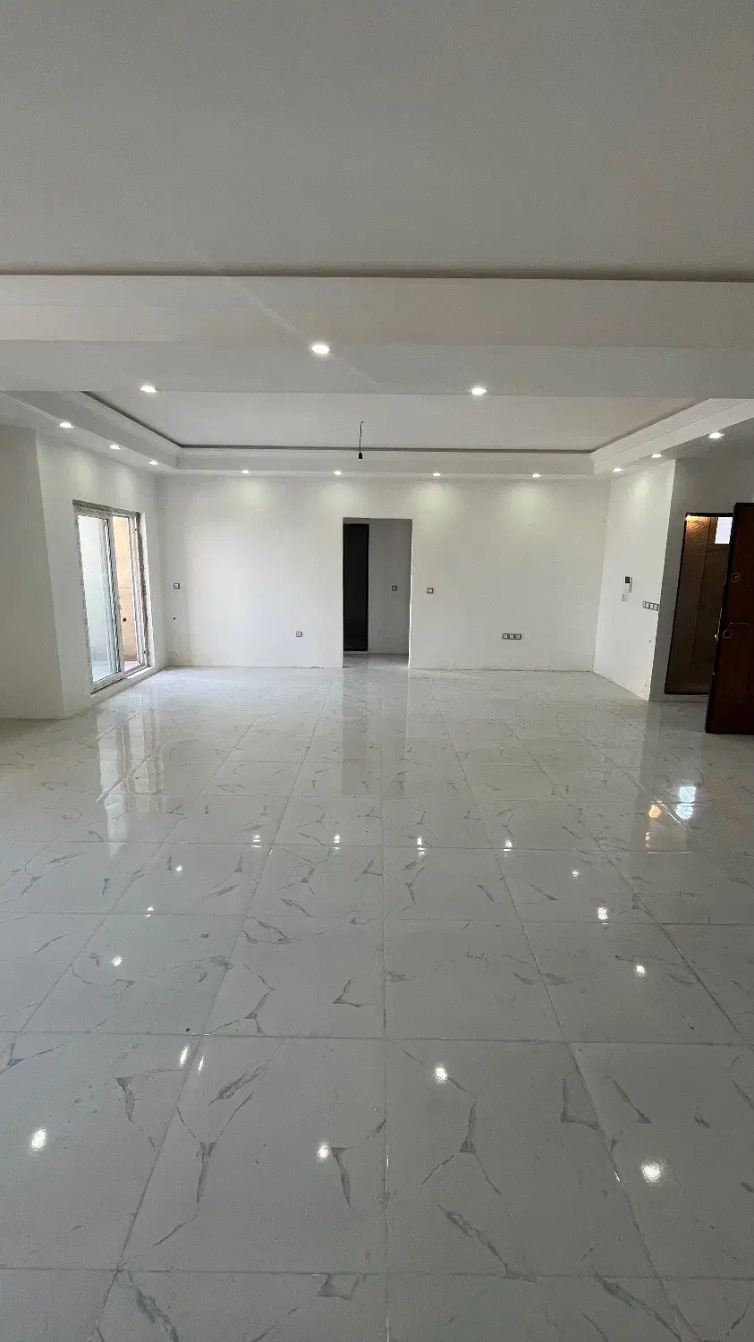 فروش واحد کاسبی ۱۰۰ متری نوساز ساحل طلایی|فروش آپارتمان|تنکابن, |دیوار