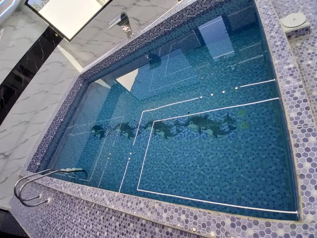 اجاره باغ ویلا مدرن شیک استخر داخل بنا نوساز|اجارهٔ کوتاه‌مدت ویلا و باغ|فردیس, قریشی|دیوار