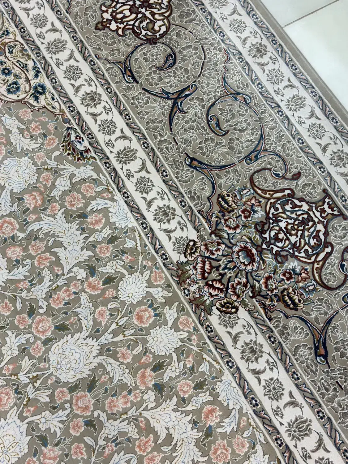 فرش ۱۲ متری|فرش|رشت, جهاد|دیوار