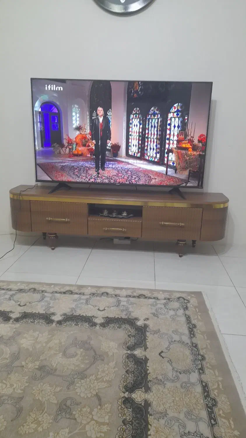 تلورزیون هایسنس ۵۸اینج درحدسالم تعمیز|تلویزیون و پروژکتور|بومهن, |دیوار