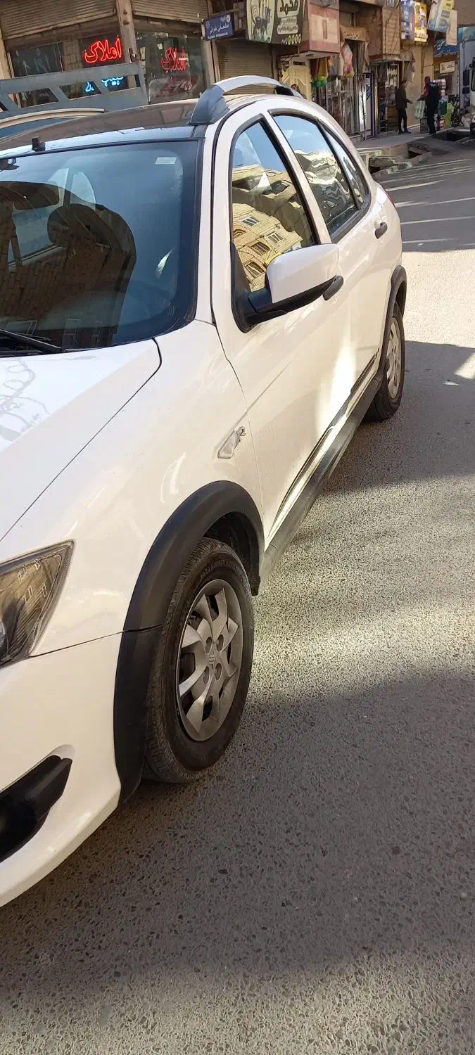 کوییک سفید مشکی|خودرو سواری و وانت|نسیم‌شهر, |دیوار